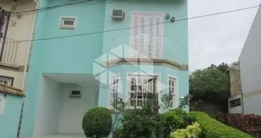 rédito Real vende! Casa em Condomínio fechado .