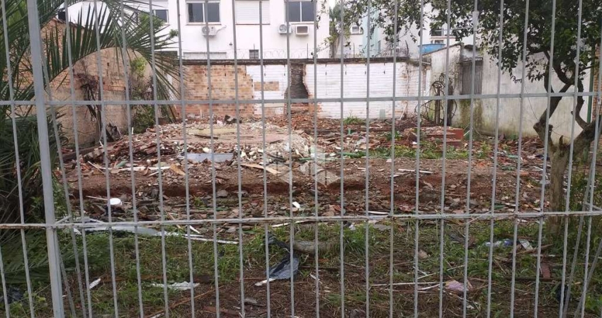 Terreno à venda na Avenida Assis Chateaubriand, 186, São Sebastião, Porto Alegre