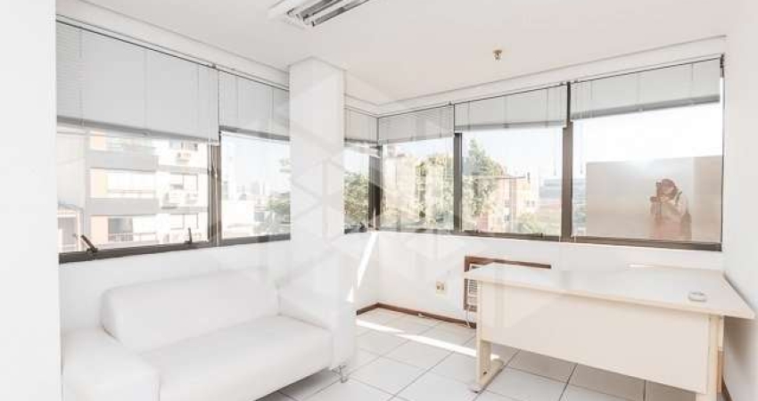 Sala comercial à venda na Rua Bernardo Pires, 280, Santana, Porto Alegre