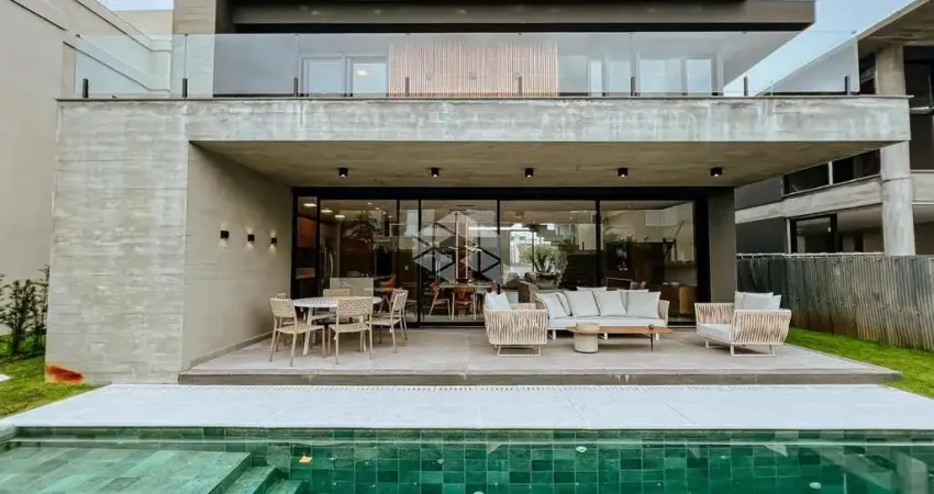 Casa em condomínio 240m², 5 dormitórios, Velas da Marina, Capão