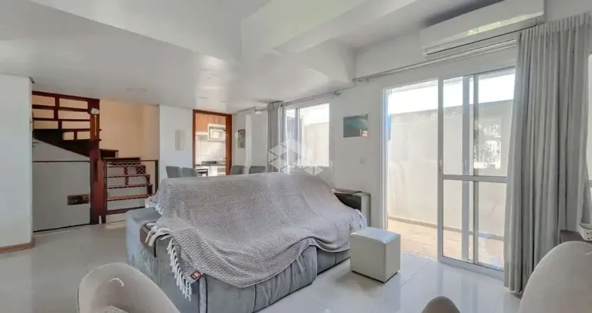 Ótimo sobrado em condominio fechado com 03 casas 128m² no jardim sao pedro