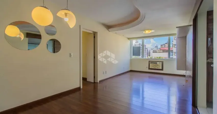 Apartamento de 3 dormitórios com 2 vagas no Bairro Mont Serrat