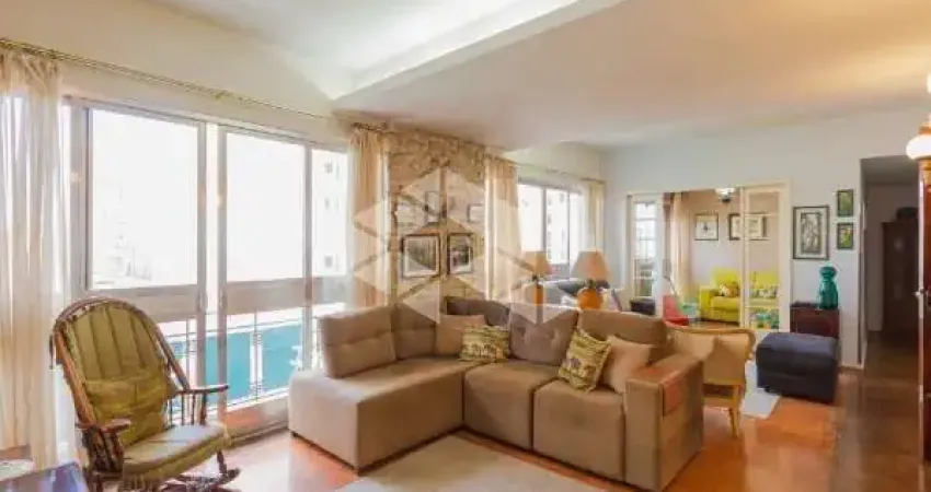 Apartamento com 3 quartos à venda na Rua Duque de Caxias, 1374, Centro Histórico, Porto Alegre