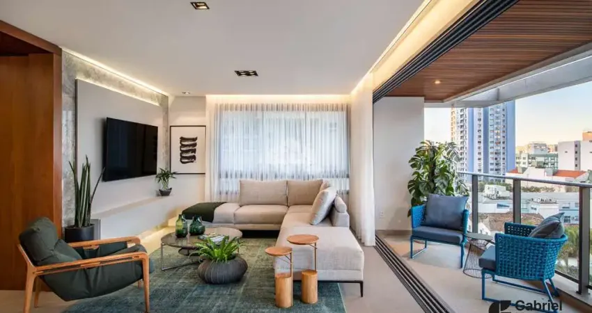 Apartamento 3 suítes, garagens e infra no bairro Menino Deus