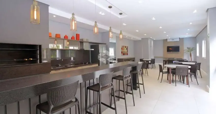 Apartamento com 2 dormitórios, sendo 1 suíte e 1 vaga no bairro Santo Antônio