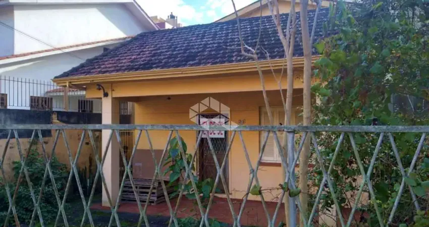 No Jardim Botânico, casa  Baixou o valor de 650.000,00 para 610 mil.