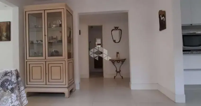Ótima casa à venda no bairro Chácara Das Pedras!!!