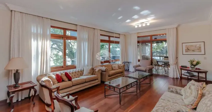 Apartamento de 3 dormitórios, 1 suite, 2 vagas na Av. Bagé