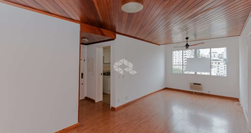 Apartamento com 3 dormitórios e 2 vagas no bairro Mont Serrat