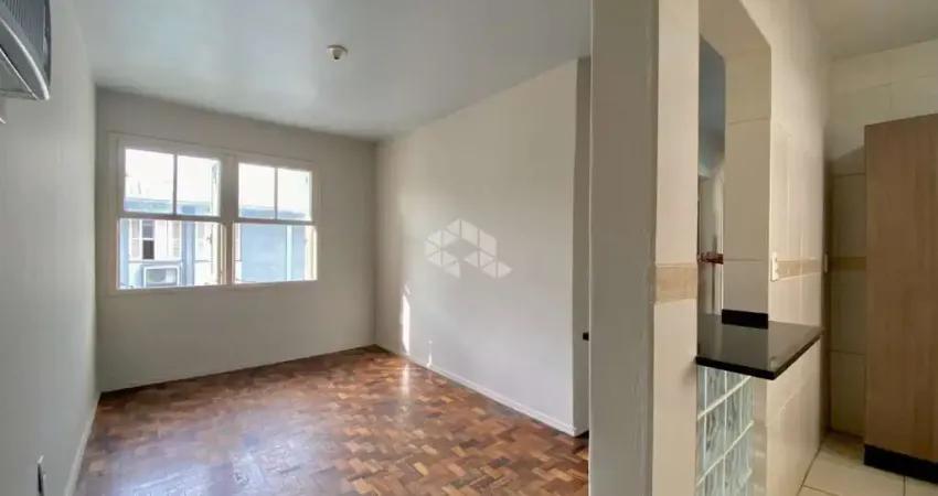 Apartamento com 3 dormitórios, cozinha americana, piso parquet, banheira, estacionamento, 61 metros quadrados, bairro Centro, em Novo Hamburgo.