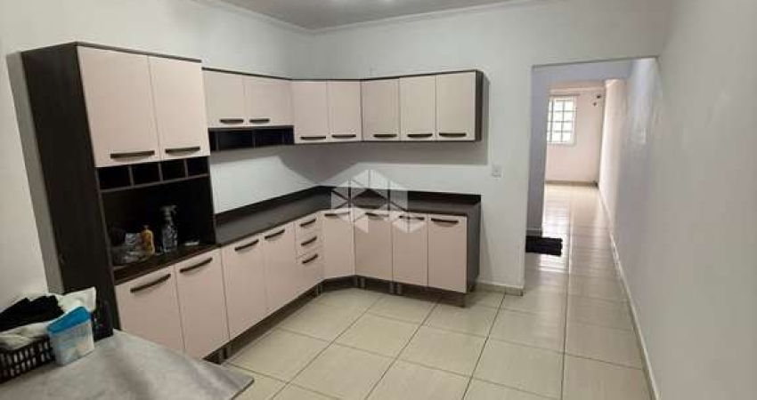Sua Casa Nova te Espera em Osasco! 2 Dormitórios, Churrasqueira e Garagem
