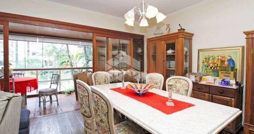 Apartamento 3 quartos e 03 vagas no bairro Três Figueiras