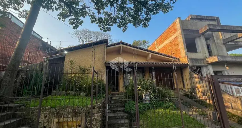 Casa à venda no bairro cavalhada em Porto Alegre