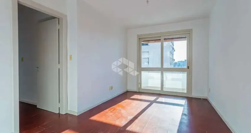 Apartamento com 2 quartos e 76m² à venda em Partenon, Porto Alegre.