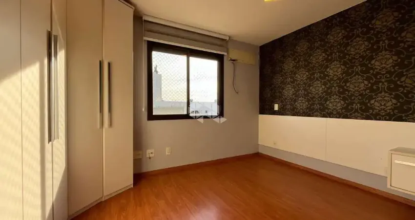 Apartamento 3 quartos, sendo 01 suíte e 2 vagas no bairro petrópolis