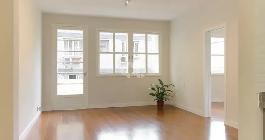 Apartamento 100% reformado de 3 quartos (1 suíte) no Centro Histórico de Porto Alegre