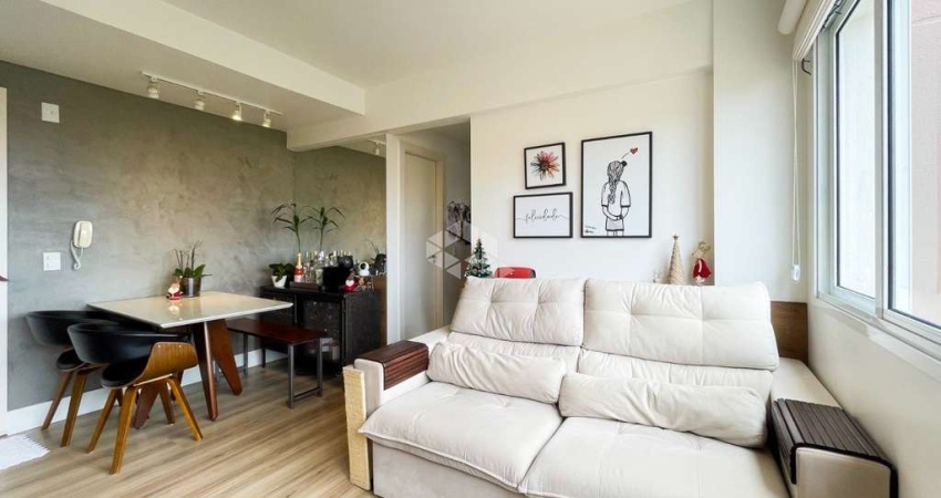 Apartammento de 2 dormitórios, sendo 1 suíte, churrasqueira, infraestrutura completa