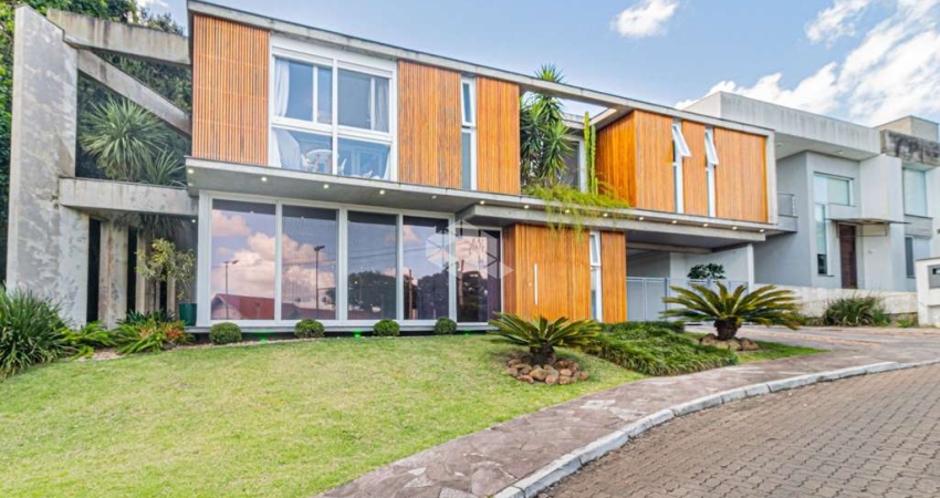 CONCRETO APARENTE E RIPADOS, MOBILIADA, 3 SUÍTES E 4 VAGAS