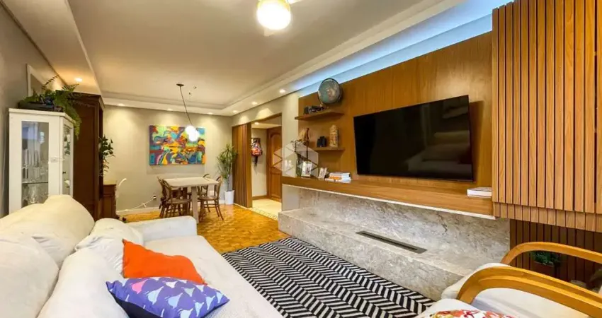 Apartamento com 3 dormitórios sendo 1 suíte no bairro Menino Deus, em Porto Alegre