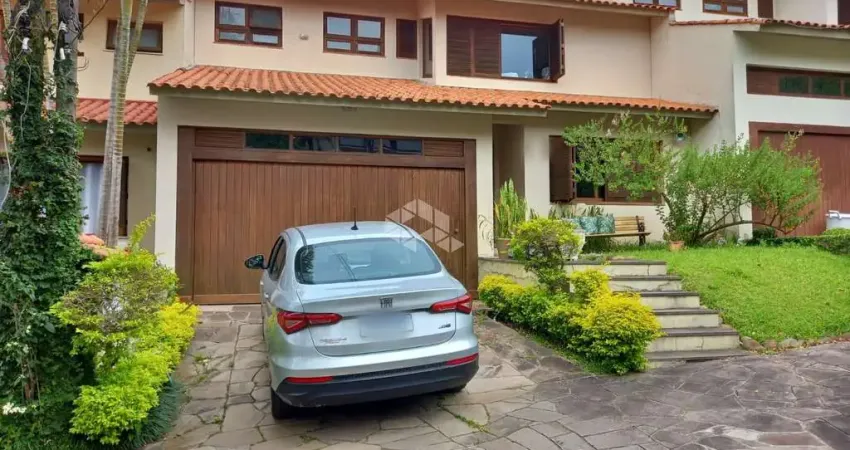 Casa em condomínio fechado com 4 quartos à venda na Praça São Caetano, 90, Teresópolis, Porto Alegre