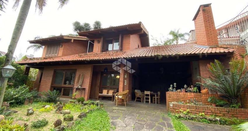 Linda residência no charmoso bairro Ipanema, zona sul de Porto Alegre.