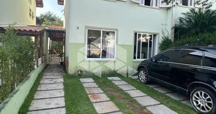 Vendo Casa em Condomínio 220m² 3 Dormitórios 1 Suíte 3 Vagas Parque Munhoz São Paulo - SP