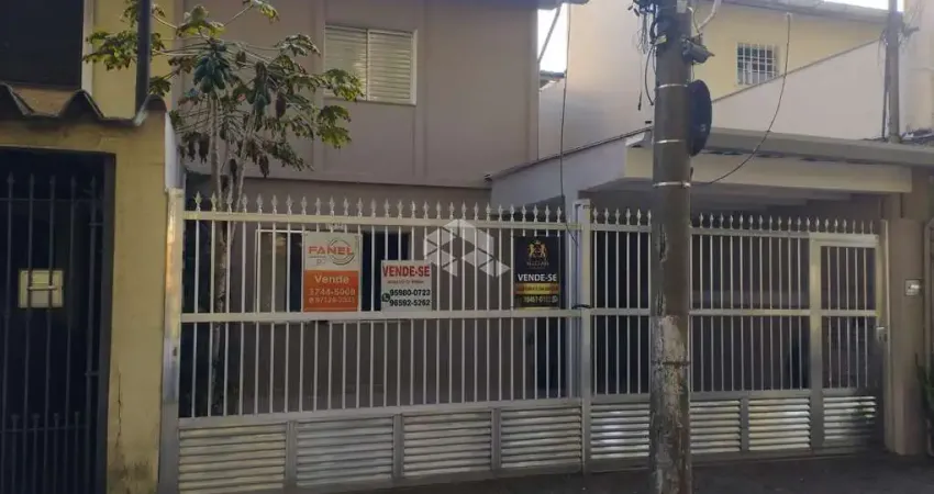 Vendo Casa Sobrado 141m² 3 Dormitórios 2 Vagas de Garagem no Jardim Trussardi  São Paulo -SP