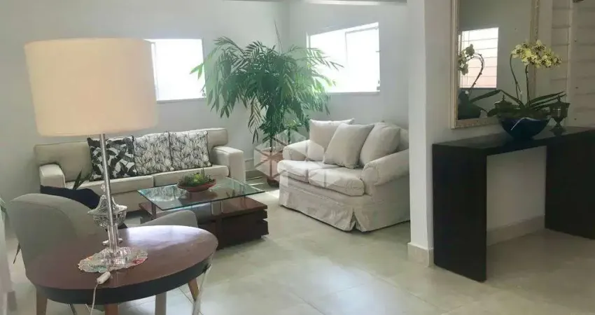 Vendo Casa Sobrado 300m² 8 Dormitórios 1 Suíte 5 Vagas Campo Belo São Paulo - SP