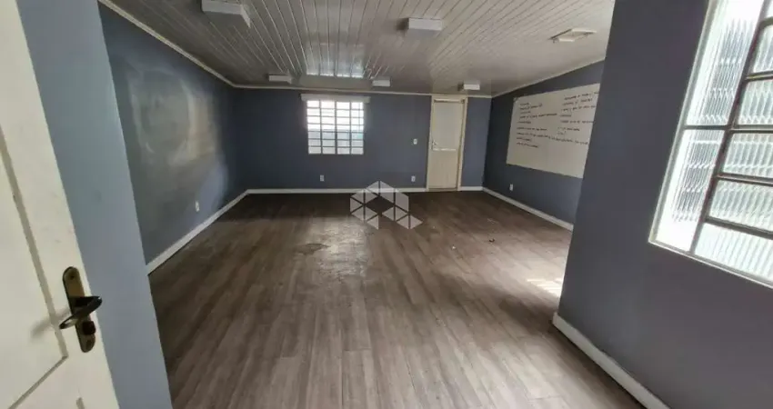 OPORTUNIDADE DE NEGÓCIO! PRÉDIO COMERCIAL NA CEL VICENTE REFORMADO