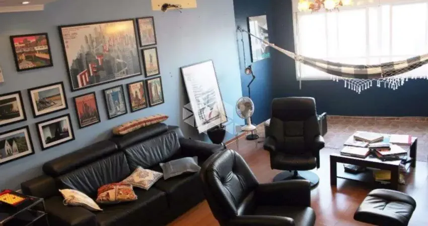 Apartamento 3 dormitorios com 2 sacadas, garagem, andar alto.