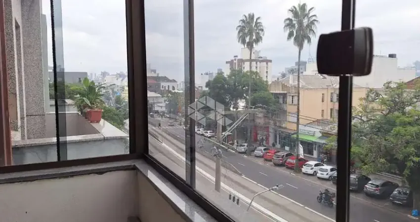 Apartamento com 3 quartos à venda na Avenida Protásio Alves, 2753, Petrópolis, Porto Alegre