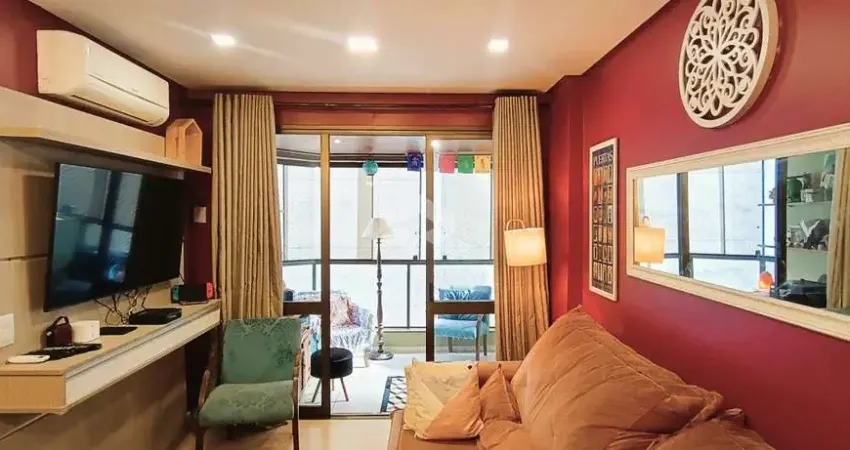 Apartamento 3 dormitórios, 2 varandas, 3 banheiros , 1 closet e 1 vaga à venda no menino deus, porto alegre