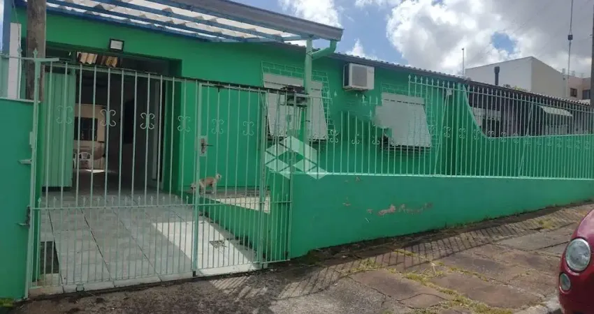 Casa com 2 quartos à venda na Rua Dinarte Armando, 40, Vila Nova, Porto Alegre