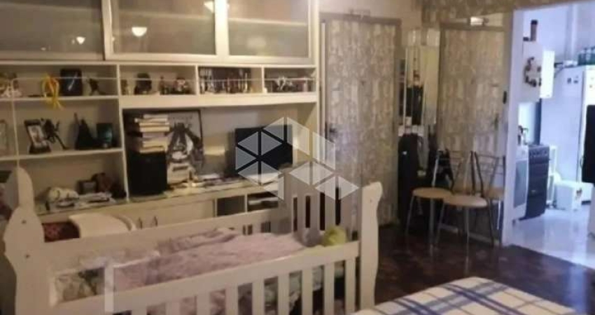 Apartamento JK mobiliado, condomínio com elevador, mobiliado, próximo UFRGS, centro histórico.
