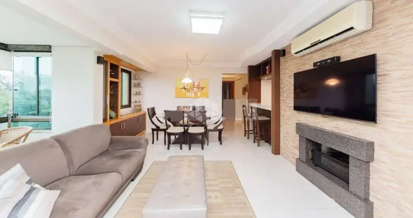 Apartamento de 03 dormitórios, 04 vagas, elevador, bairro petropolis