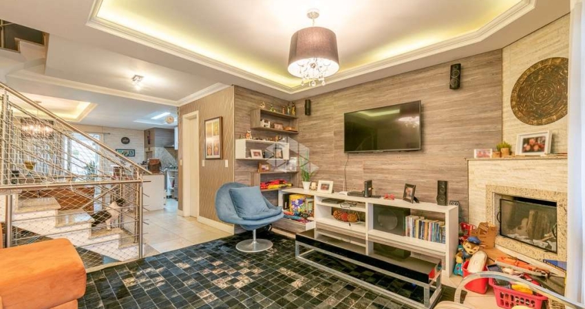 Casa com  157 m², com 3 dormitórios sendo 1 suíte em Porto Alegre Rs