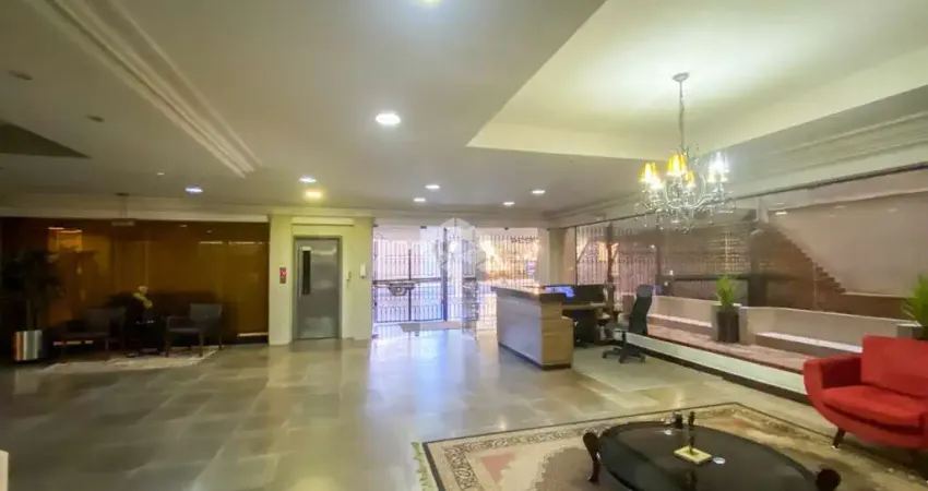 Apartamento semimobiliado, 3 dormitórios, 1 suíte, 147 m² - Centro Histórico, Porto Alegre
