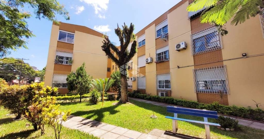 Apartamento com 3 quartos à venda na Rua Sapê, 516, Passo da Areia, Porto Alegre