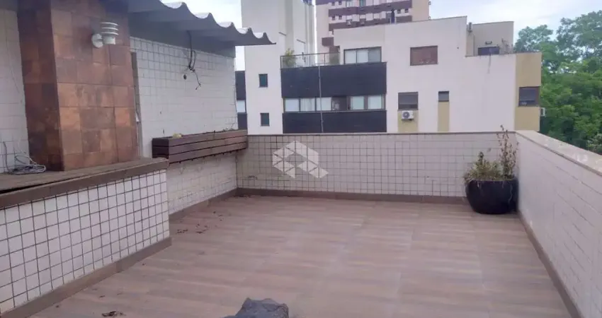 Cobertura com2 dormitórios com 1 vaga coberta e escriturada