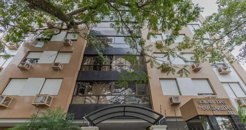 Cobertura de 3 dormitorios, elevador, 3 vagas cobertas, separadas e escrituradas de garagem