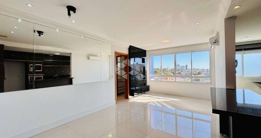 Apartamento 2 dormitórios, 1 suíte, 2 vagas, Jardim Itu, Porto Alegre.