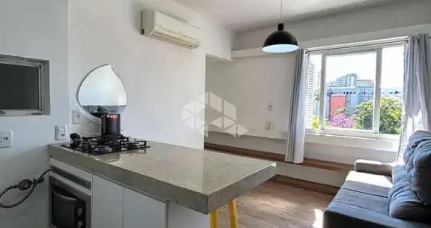 Apto mobiliado com 1 vaga escriturada coberta, no centro histórico porto alegre