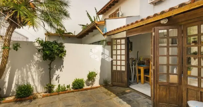 Casa à venda na zona sul 2 dormitórios 2 vagas de garagem no bairro campo novo zona sul de poa/rs.