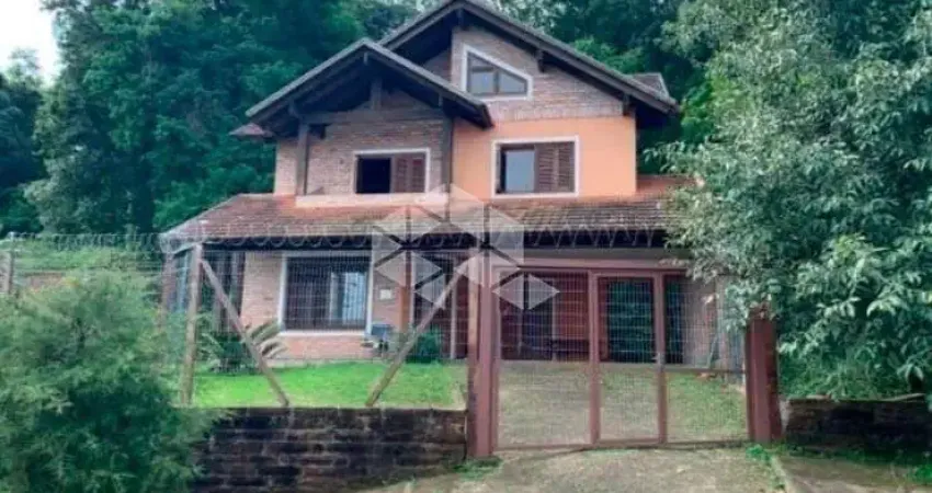 CASA 03 DORMITÓRIOS