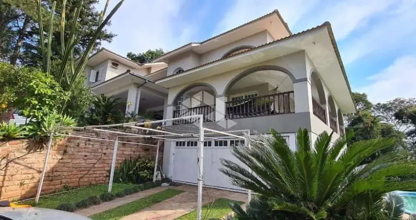 Casa com 4 quartos à venda na Roman Riesch, 25, Ana Nery, Santa Cruz do Sul