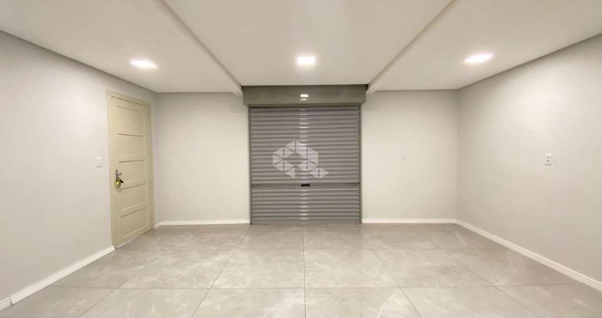 Casa comercial reformada com estacionamento em Santa Cruz do Sul