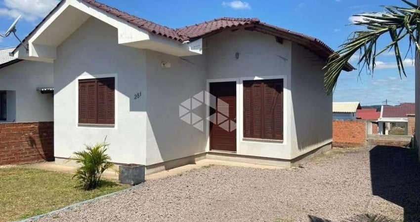 Alvenaria com 2 dormitórios em Vera Cruz