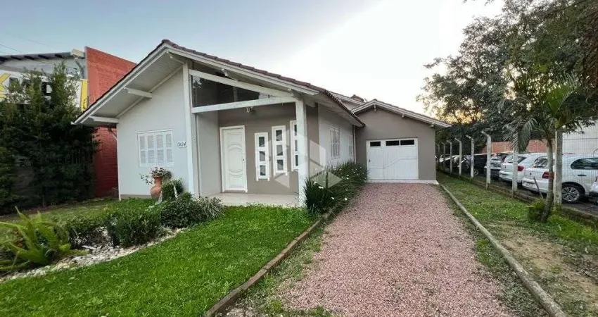 Casa 04 dormitórios  próximo a UNISC com espaço para escritório