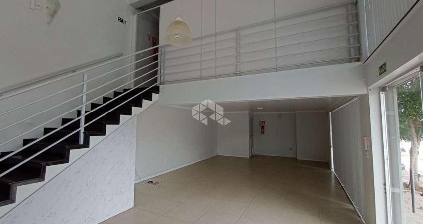 Prédio Comercial no centro de Vera Cruz, com 4 andares