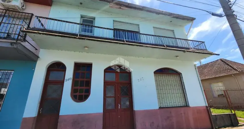 Prédio comercial e residencial a venda no centro de candelária